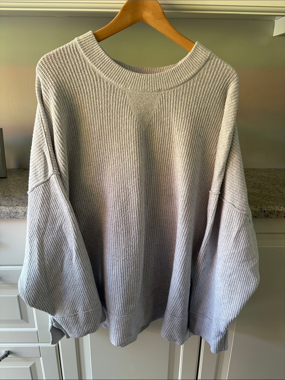 Aerie oversized Light Gray Ribbed Crewneck Women's Sweater size M